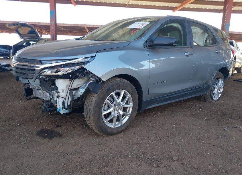 Photo 2 of 2024 Chevrolet Equinox FWD LS (VIN 3GNAXHEG6RL308852)