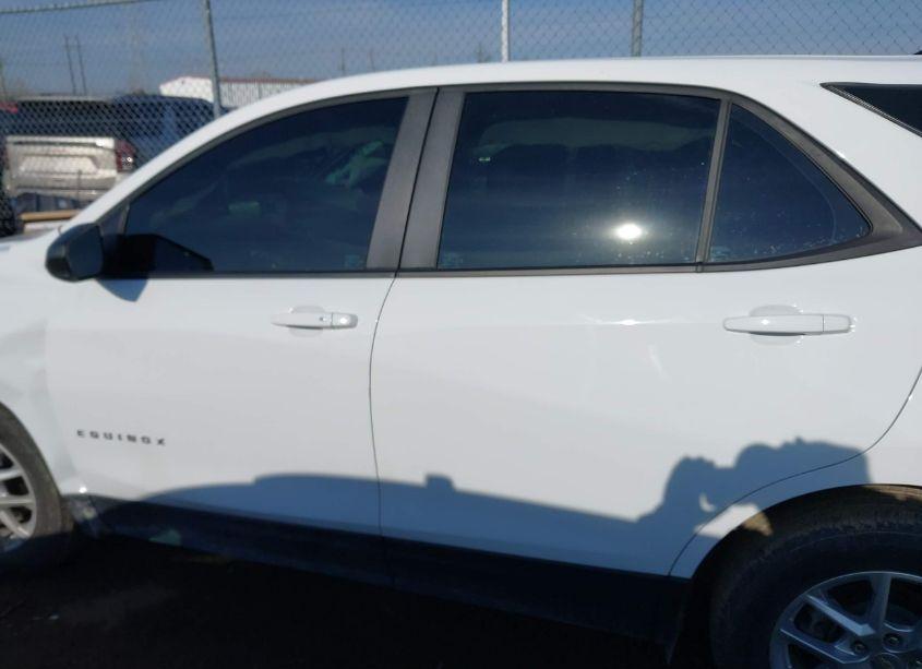 Photo 14 of 2024 Chevrolet Equinox FWD LS (VIN 3GNAXHEG6RL310360)
