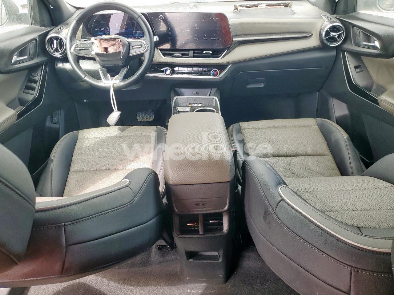 Photo 8 of 2025 CHEVROLET EQUINOX LT (VIN 3GNAXHEG6SL122492)