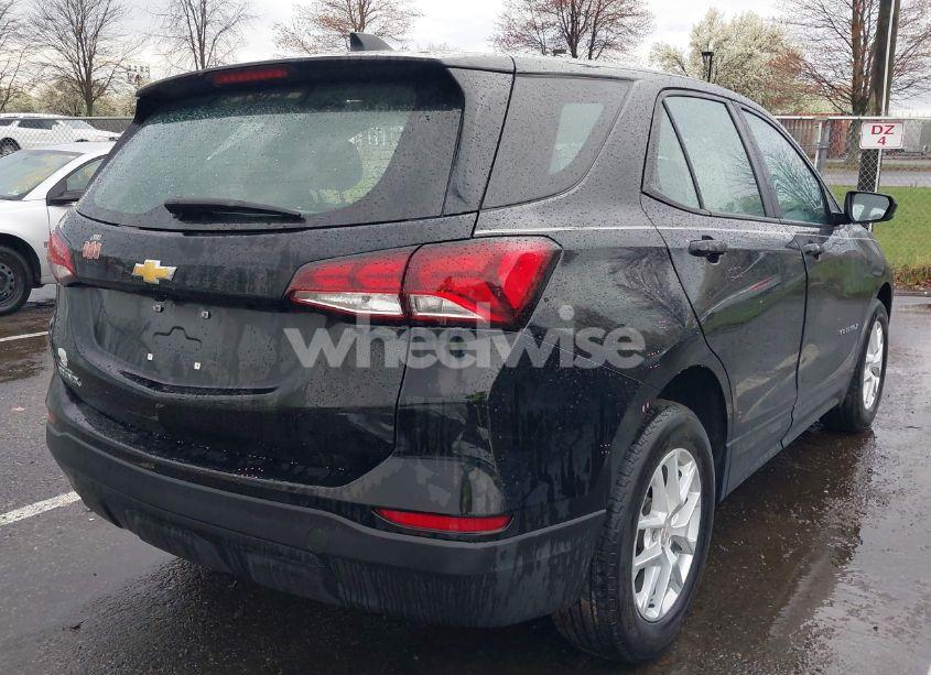 Photo 4 of 2024 Chevrolet Equinox FWD LS (VIN 3GNAXHEG7RL196546)