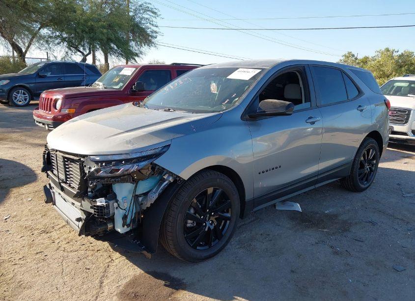Photo 2 of 2024 Chevrolet Equinox FWD LS (VIN 3GNAXHEG7RL334909)