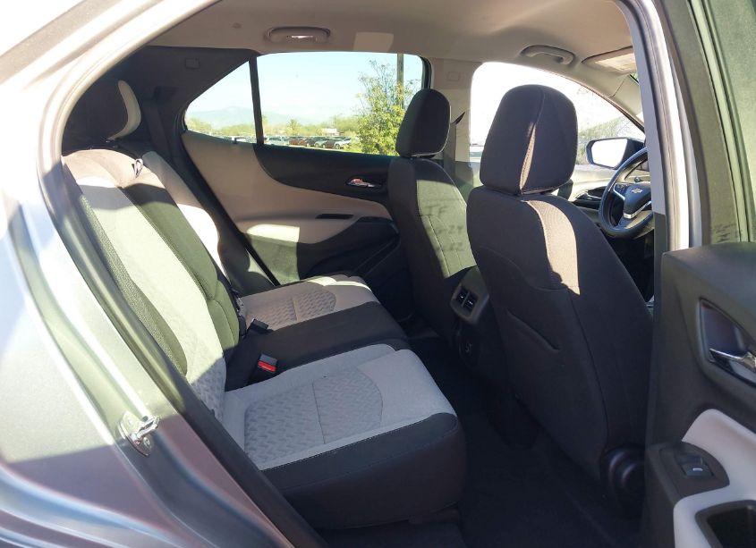 Photo 8 of 2024 Chevrolet Equinox FWD LS (VIN 3GNAXHEG7RL334909)