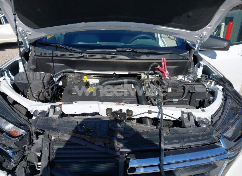 Photo 10 of 2024 Chevrolet Equinox FWD LS (VIN 3GNAXHEG7RL348129)