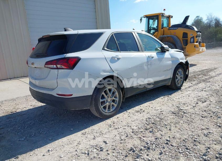 Photo 4 of 2024 Chevrolet Equinox FWD LS (VIN 3GNAXHEG7RL348129)