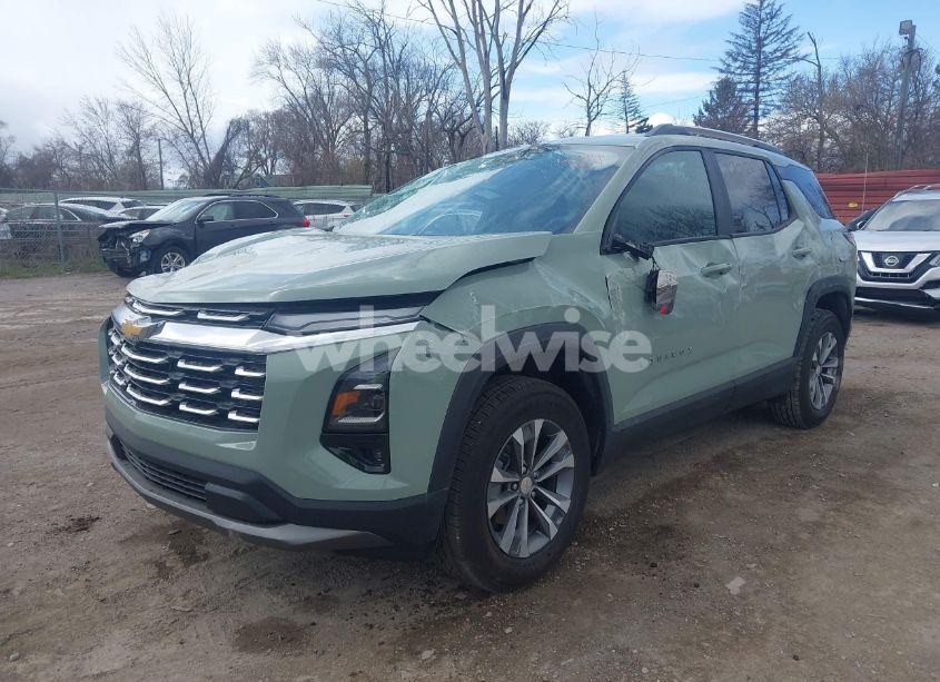 Photo 2 of 2025 Chevrolet Equinox FWD LT (VIN 3GNAXHEG7SL114014)