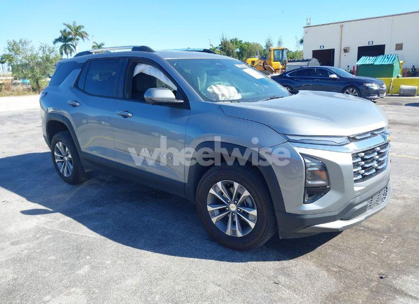 2025 Chevrolet Equinox FWD LT (VIN 3GNAXHEG7SL167408) main photo