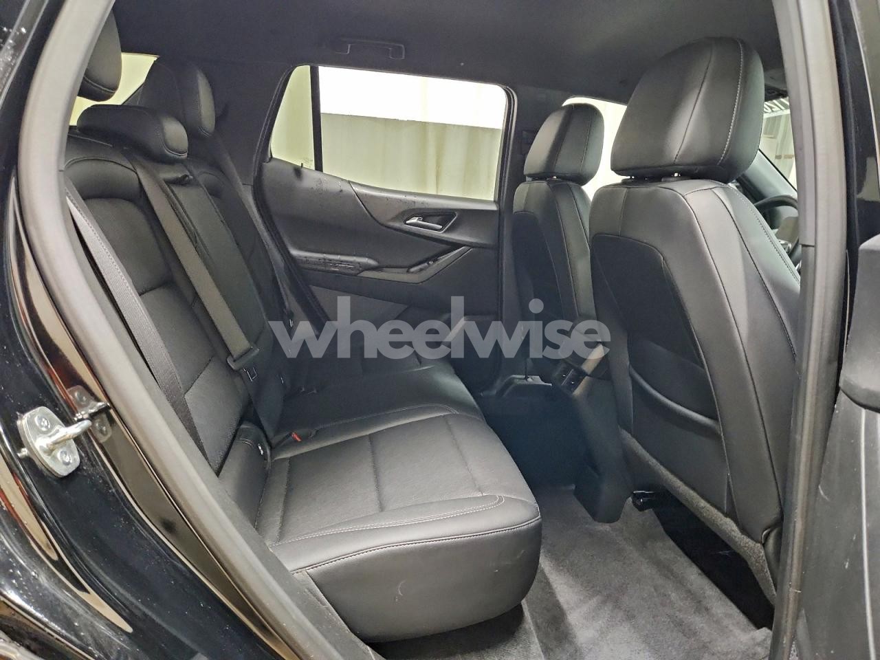 Photo 11 of 2025 CHEVROLET EQUINOX LT (VIN 3GNAXHEG7SL304413)