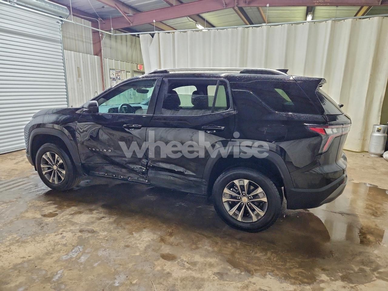 Photo 2 of 2025 CHEVROLET EQUINOX LT (VIN 3GNAXHEG7SL304413)
