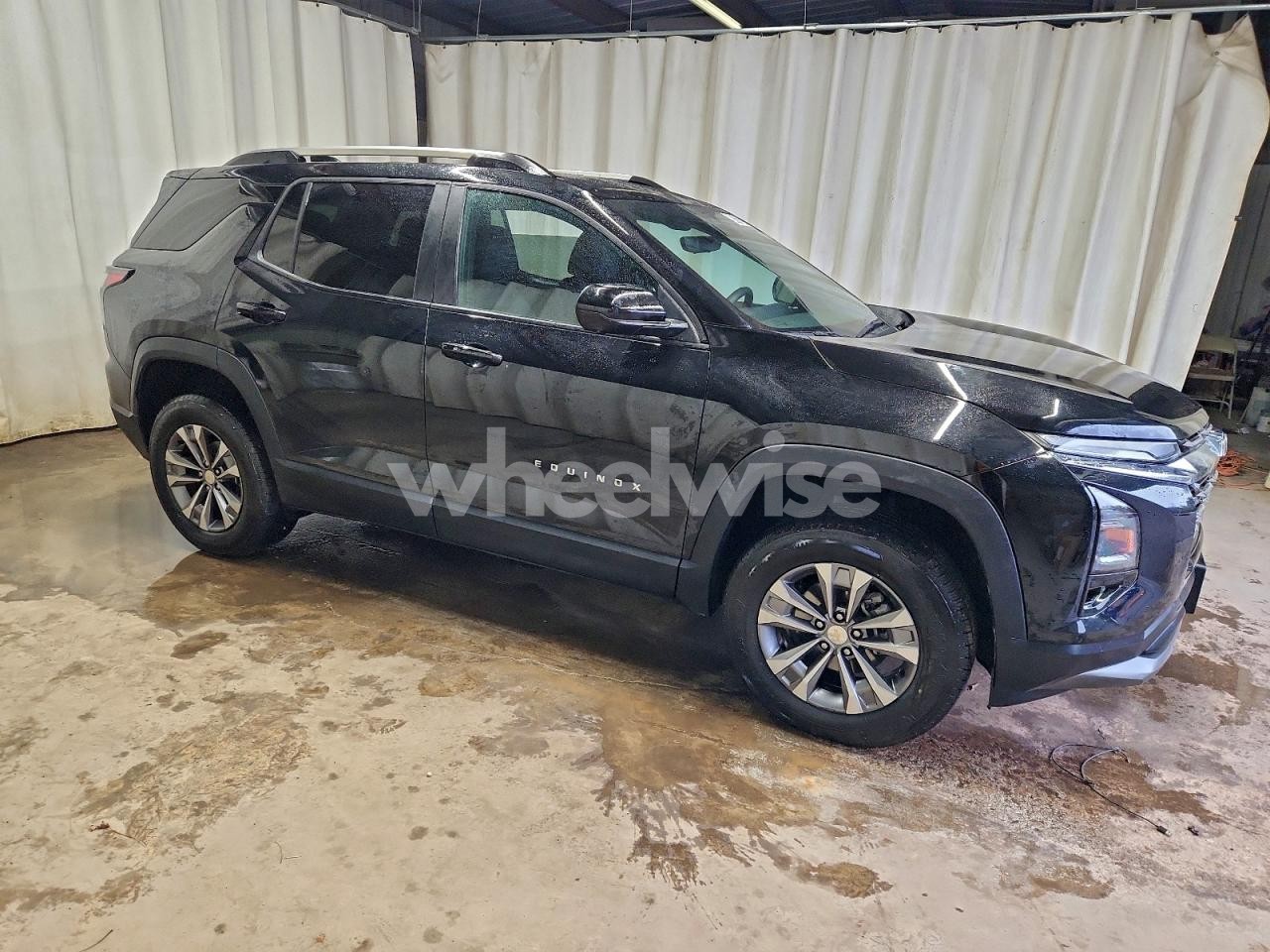 Photo 4 of 2025 CHEVROLET EQUINOX LT (VIN 3GNAXHEG7SL304413)