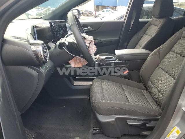 Photo 4 of 2025 CHEVROLET EQUINOX LT (VIN 3GNAXHEG7SL305352)