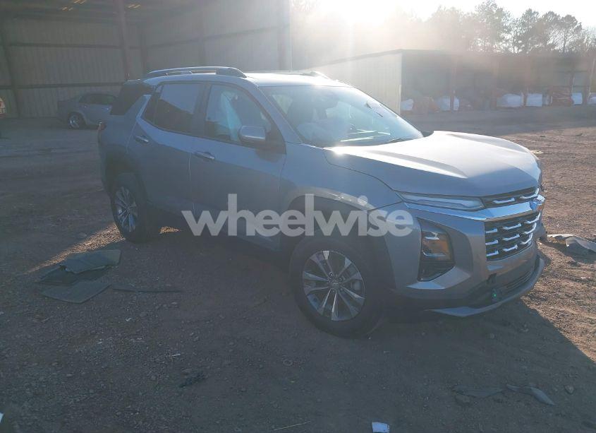 2025 Chevrolet Equinox FWD LT (VIN 3GNAXHEG8SL142422) main photo