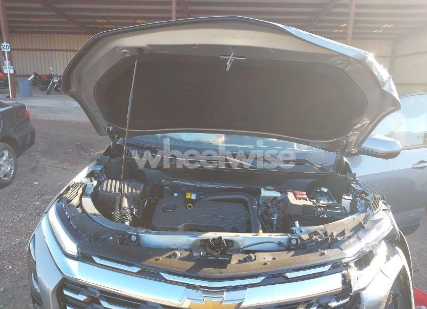 Photo 10 of 2025 Chevrolet Equinox FWD LT (VIN 3GNAXHEG8SL142422)