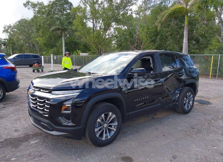 Photo 2 of 2025 Chevrolet Equinox FWD LT (VIN 3GNAXHEG8SL170821)