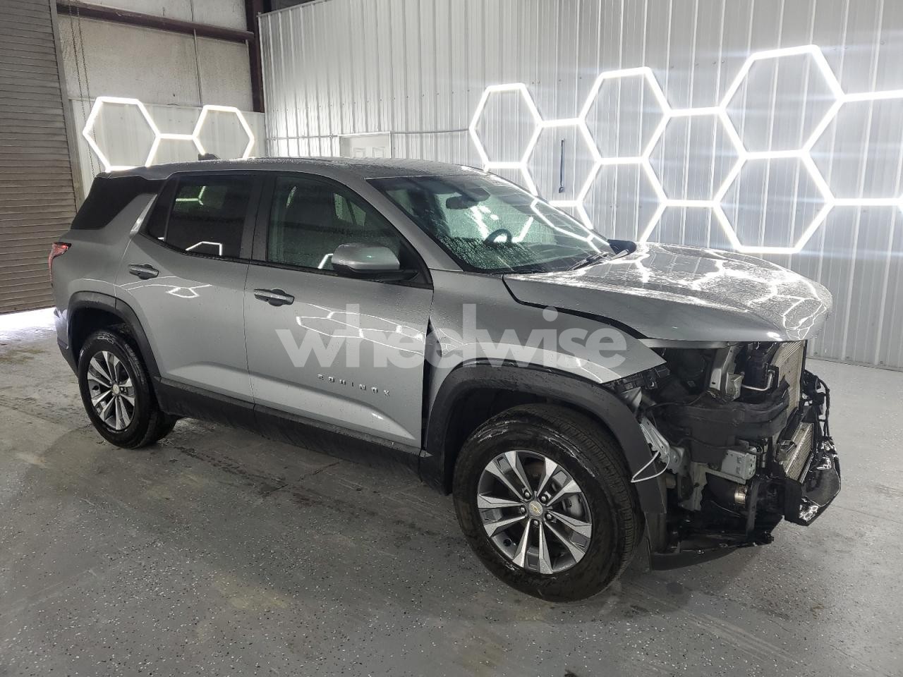 Photo 4 of 2025 CHEVROLET EQUINOX LT (VIN 3GNAXHEG8SL206250)