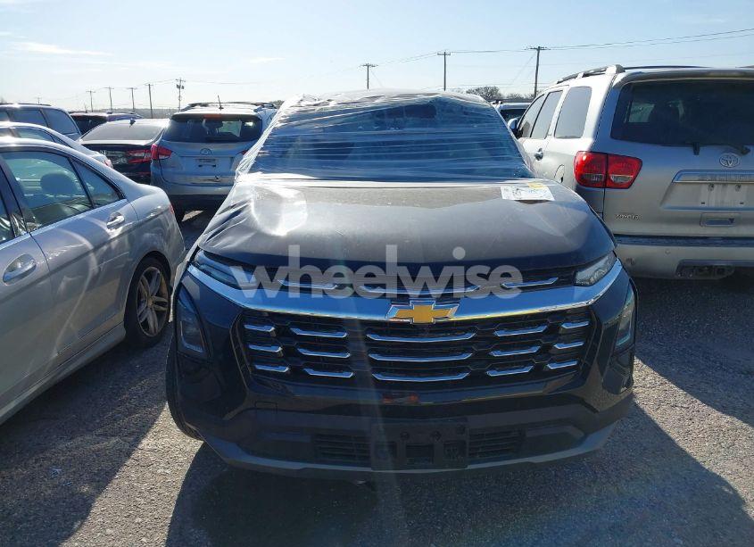 Photo 12 of 2025 Chevrolet Equinox FWD LT (VIN 3GNAXHEG8SL239698)