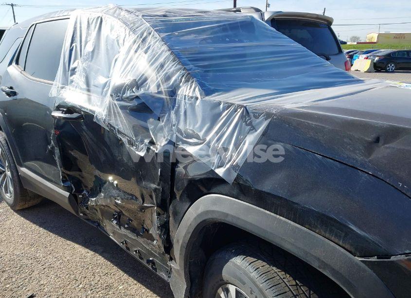 Photo 6 of 2025 Chevrolet Equinox FWD LT (VIN 3GNAXHEG8SL239698)