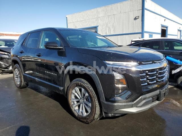 Photo 4 of 2025 CHEVROLET EQUINOX LT (VIN 3GNAXHEG8SL325092)