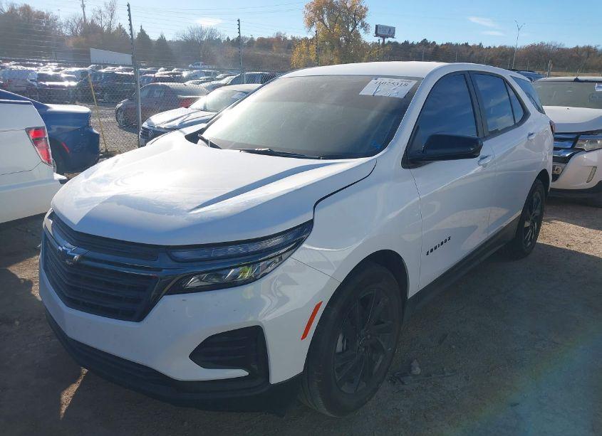 Photo 2 of 2024 Chevrolet Equinox FWD LS (VIN 3GNAXHEG9RL310742)