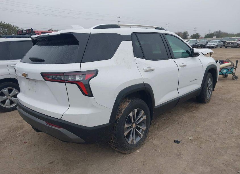 Photo 4 of 2025 Chevrolet Equinox FWD LT (VIN 3GNAXHEG9SL183772)