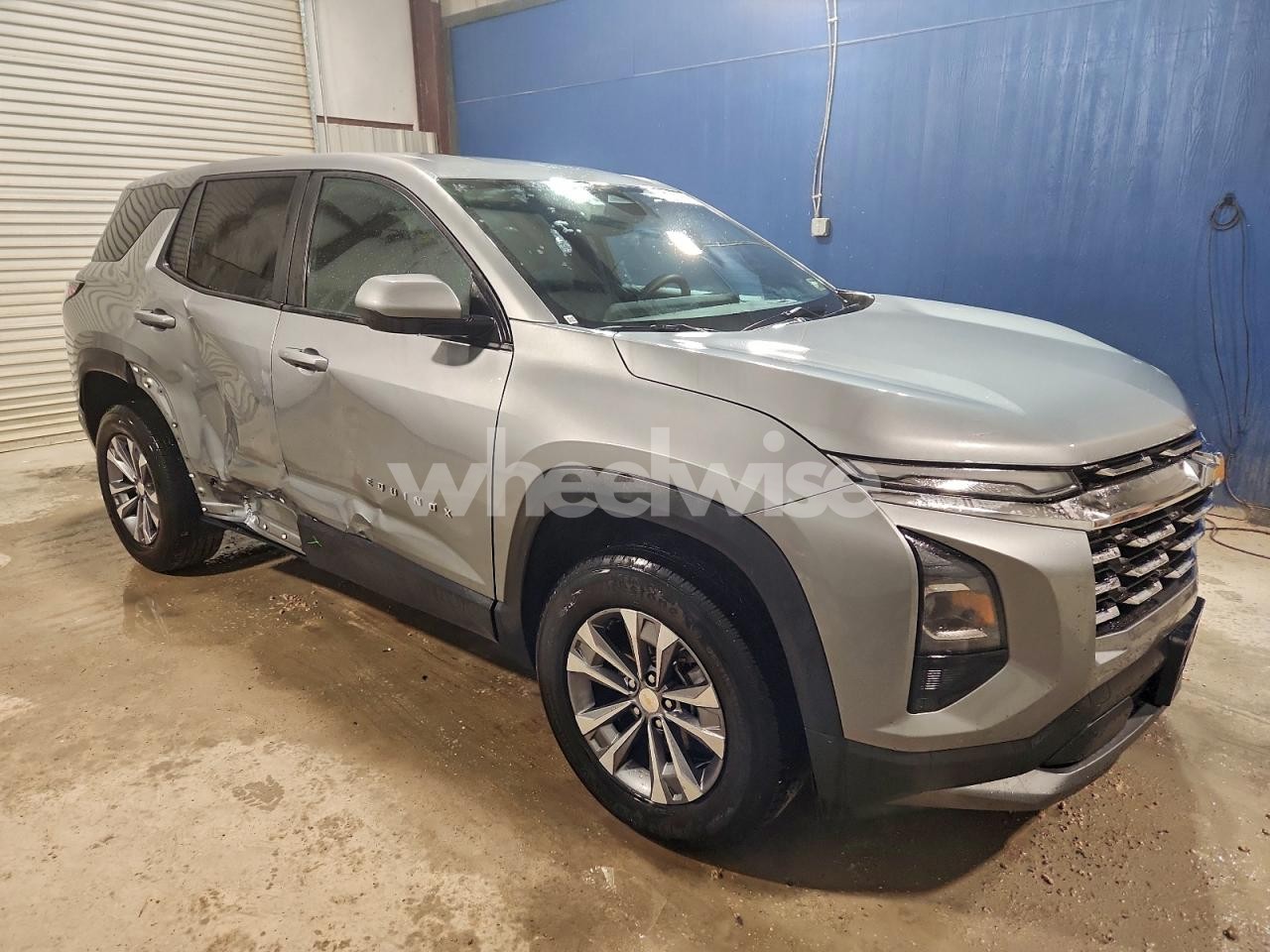 Photo 4 of 2025 CHEVROLET EQUINOX LT (VIN 3GNAXHEG9SL313677)