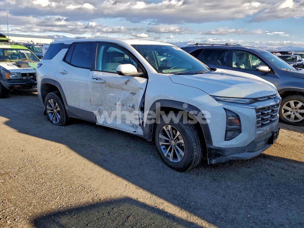 Photo 4 of 2026 CHEVROLET EQUINOX LT (VIN 3GNAXHEG9TL261775)