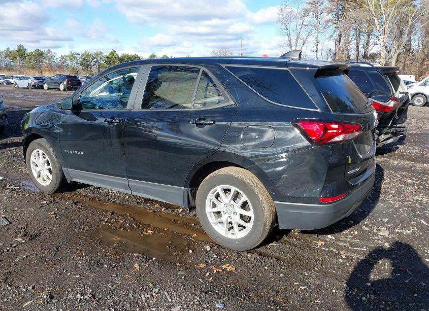 Photo 3 of 2023 Chevrolet Equinox FWD LS (VIN 3GNAXHEGXPL125631)
