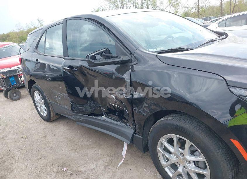 Photo 6 of 2023 Chevrolet Equinox FWD LS (VIN 3GNAXHEGXPL173159)