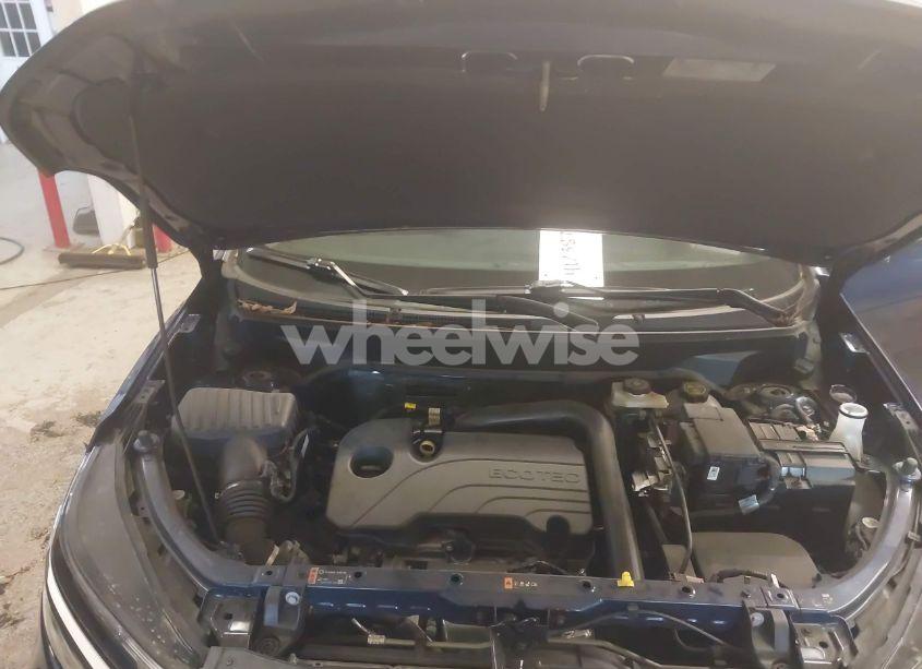 Photo 10 of 2023 Chevrolet Equinox FWD LS (VIN 3GNAXHEGXPL179396)