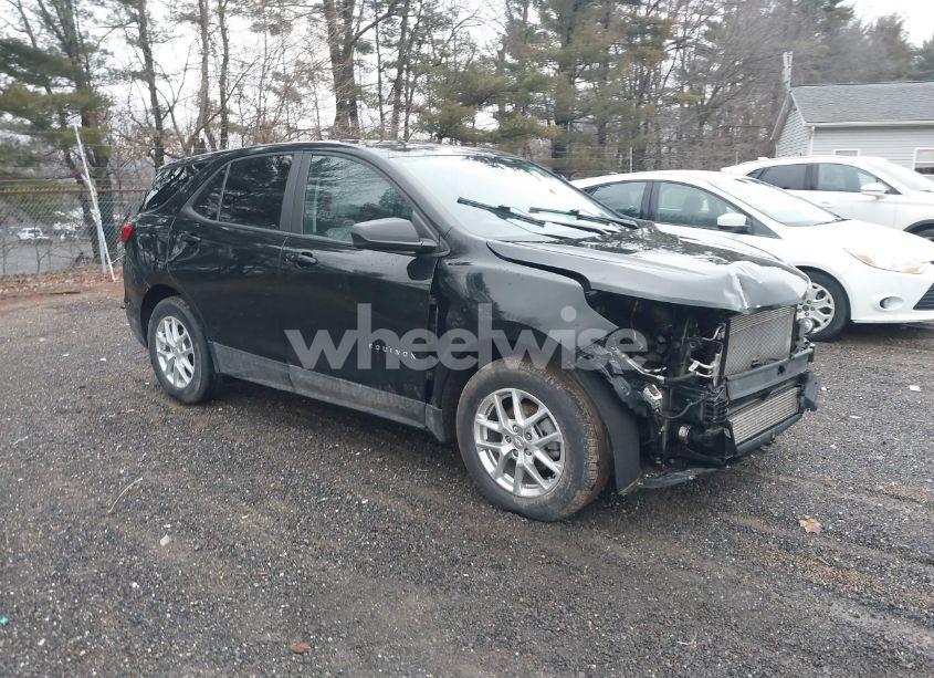 2024 Chevrolet Equinox FWD LS (VIN 3GNAXHEGXRL113224) main photo