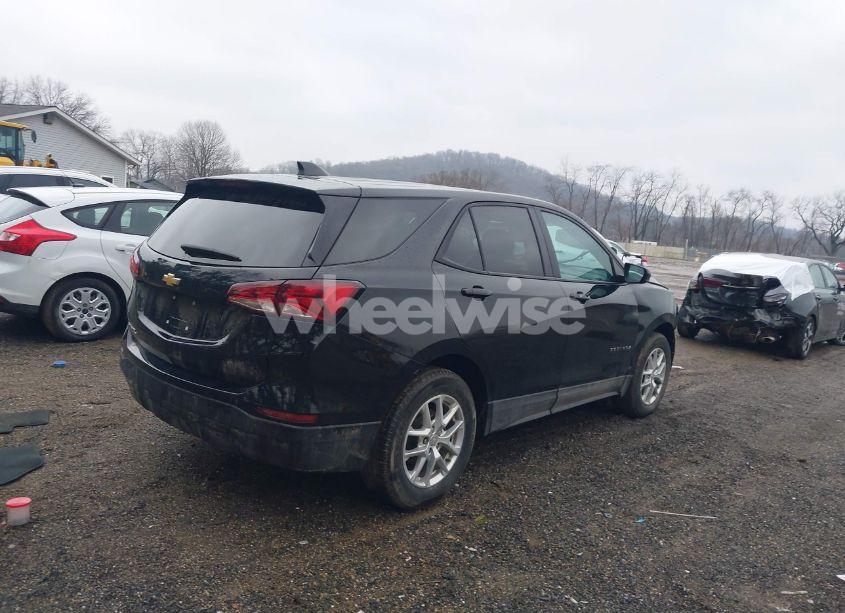 Photo 4 of 2024 Chevrolet Equinox FWD LS (VIN 3GNAXHEGXRL113224)