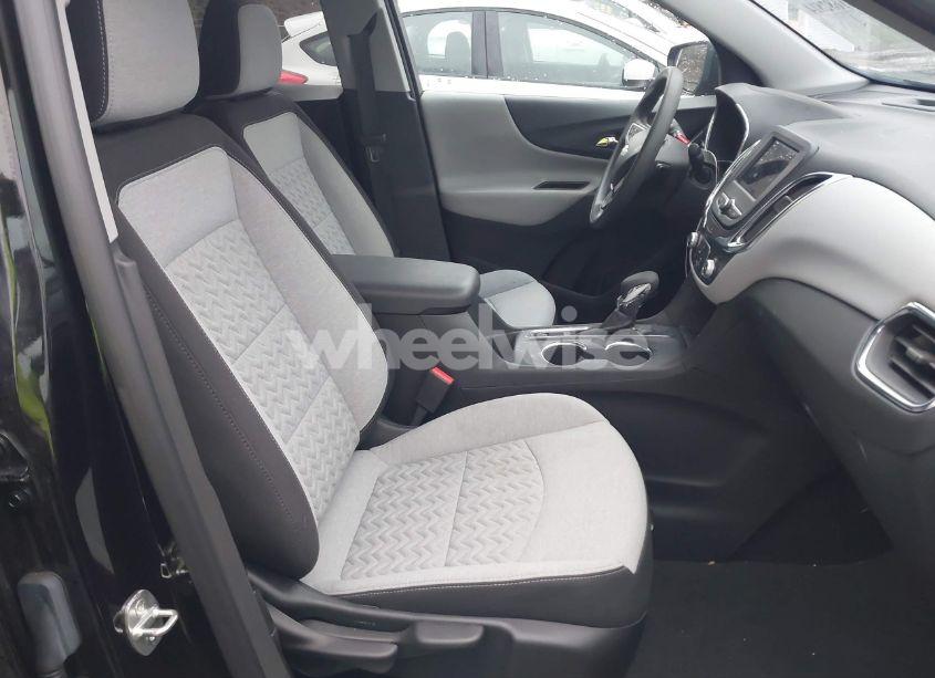 Photo 5 of 2024 Chevrolet Equinox FWD LS (VIN 3GNAXHEGXRL113224)