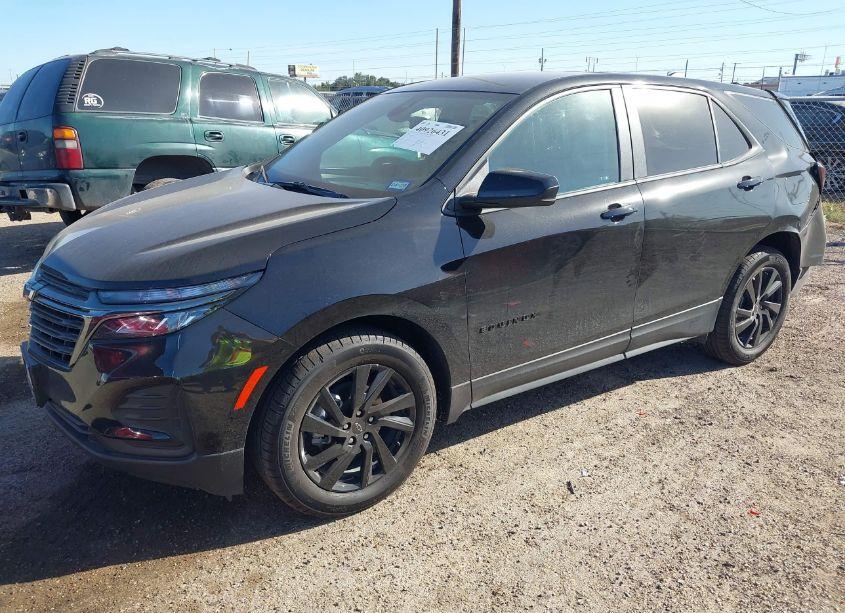 Photo 2 of 2024 Chevrolet Equinox FWD LS (VIN 3GNAXHEGXRL314024)