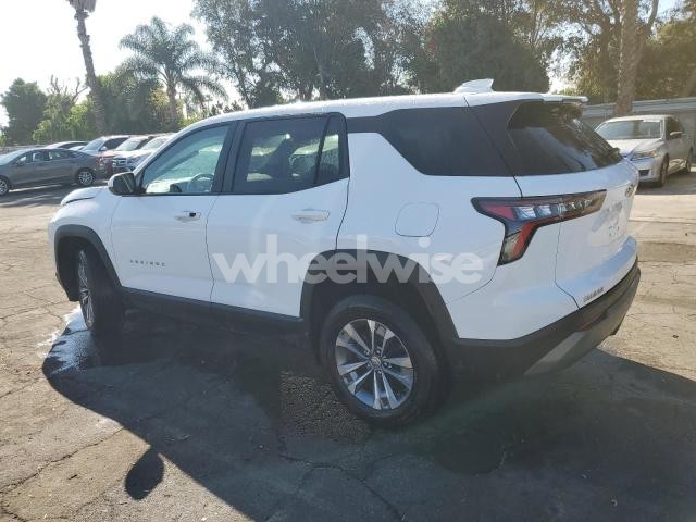 Photo 3 of 2025 CHEVROLET EQUINOX LT (VIN 3GNAXHEGXSL212244)