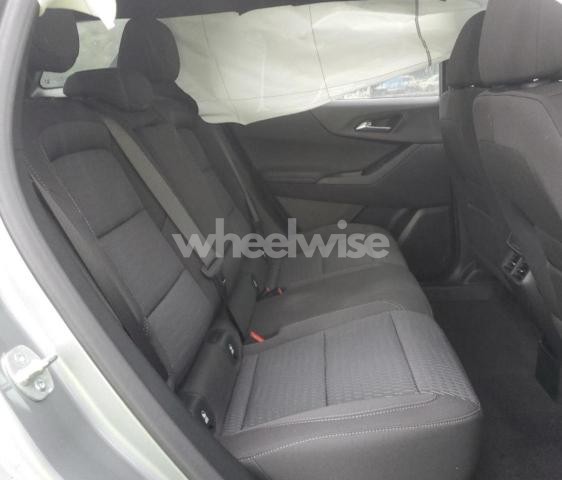 Photo 4 of 2025 CHEVROLET EQUINOX LT (VIN 3GNAXHEGXSL243123)