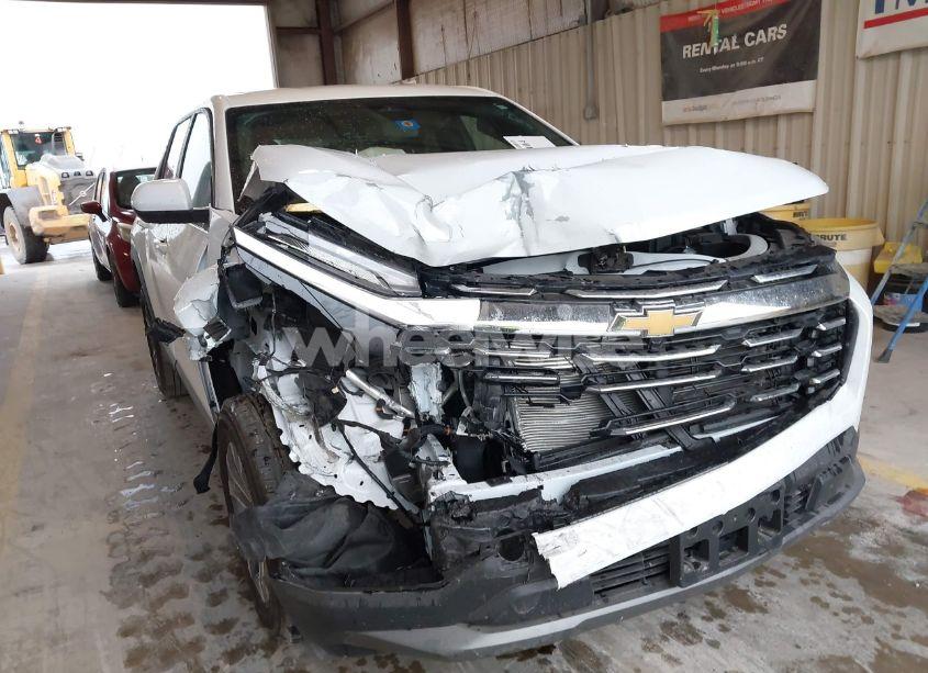 Photo 6 of 2025 Chevrolet Equinox FWD LT (VIN 3GNAXHEGXSL252341)