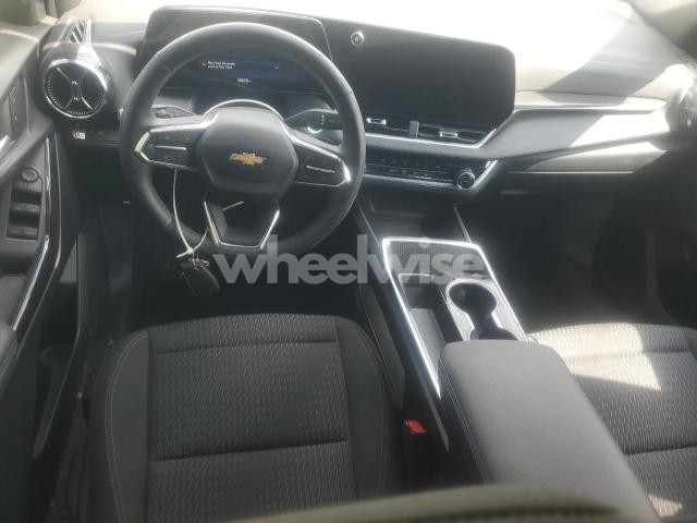 Photo 12 of 2025 CHEVROLET EQUINOX LT (VIN 3GNAXHEGXSL315468)