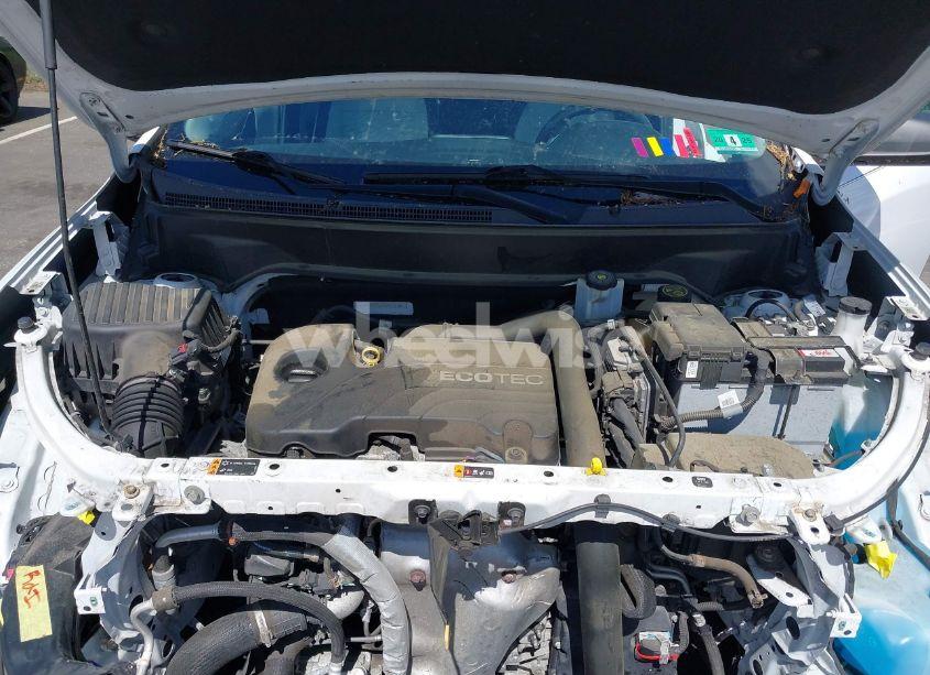 Photo 10 of 2018 Chevrolet Equinox LS (VIN 3GNAXHEV0JL300782)