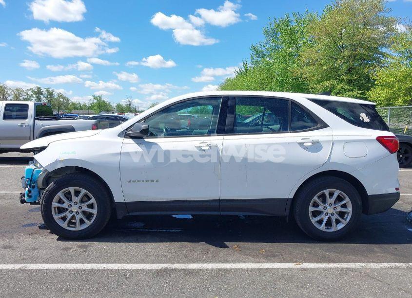 Photo 14 of 2018 Chevrolet Equinox LS (VIN 3GNAXHEV0JL300782)