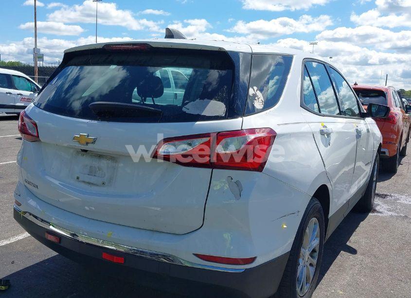 Photo 4 of 2018 Chevrolet Equinox LS (VIN 3GNAXHEV0JL300782)