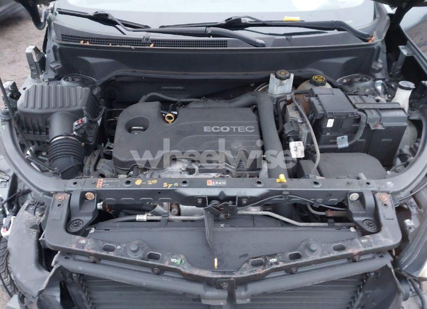 Photo 10 of 2018 Chevrolet Equinox LS (VIN 3GNAXHEV0JS504987)