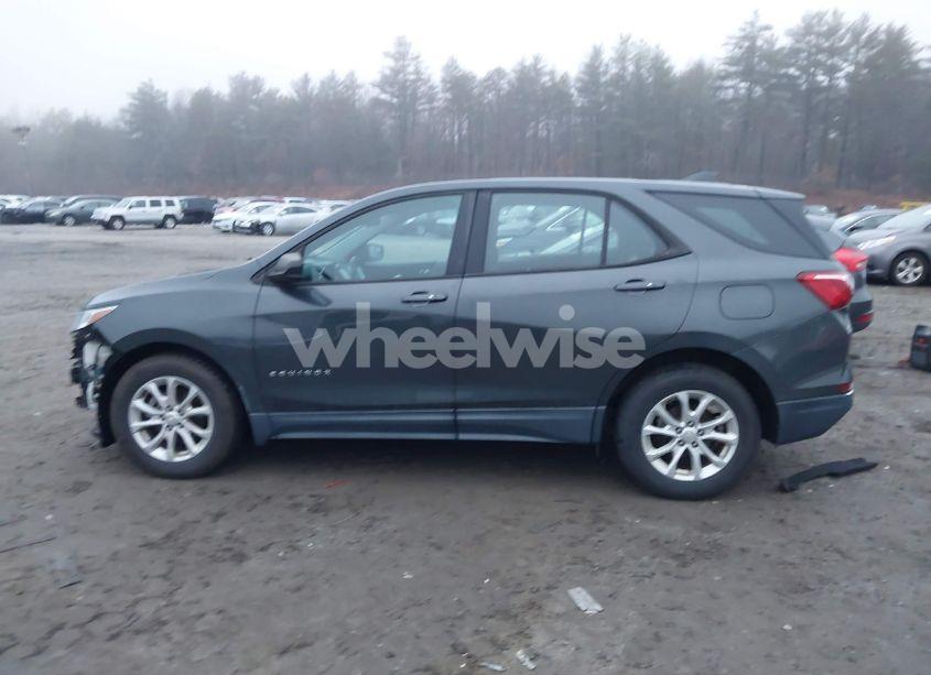 Photo 15 of 2018 Chevrolet Equinox LS (VIN 3GNAXHEV0JS504987)