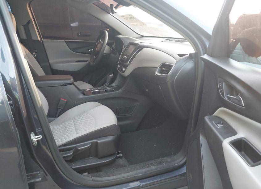 Photo 5 of 2018 Chevrolet Equinox LS (VIN 3GNAXHEV0JS644358)