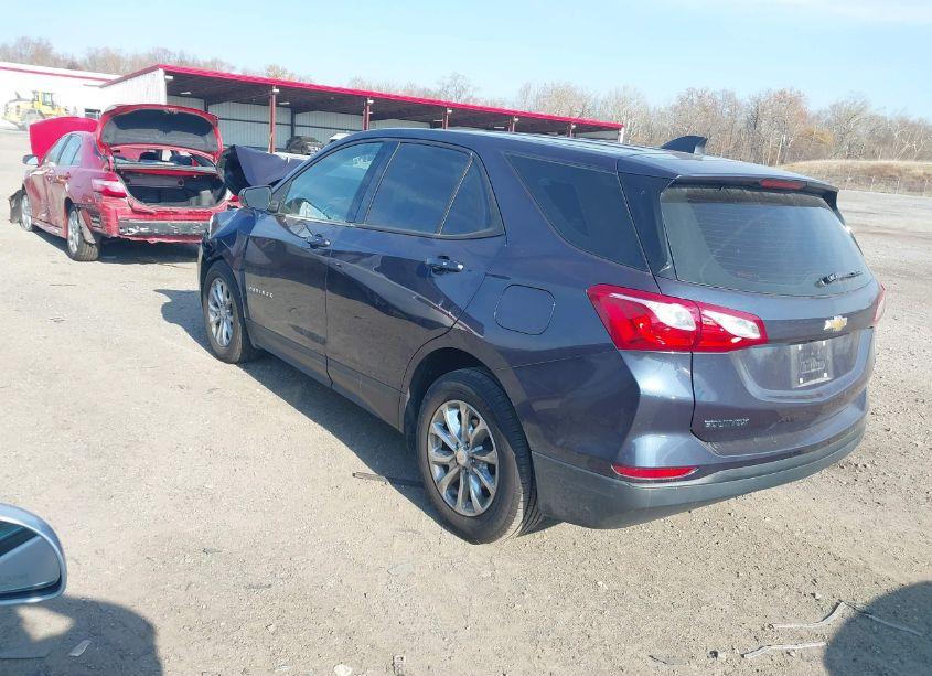 Photo 3 of 2019 Chevrolet Equinox LS (VIN 3GNAXHEV0KL288764)