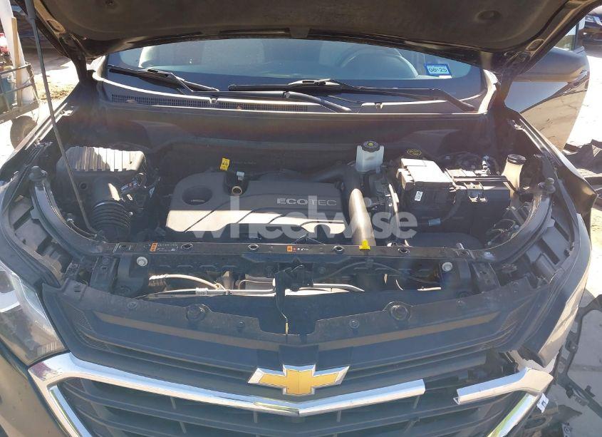 Photo 10 of 2019 Chevrolet Equinox LS (VIN 3GNAXHEV0KL355623)