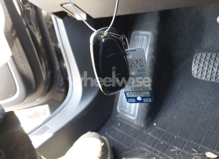 Photo 11 of 2019 Chevrolet Equinox LS (VIN 3GNAXHEV0KL355623)