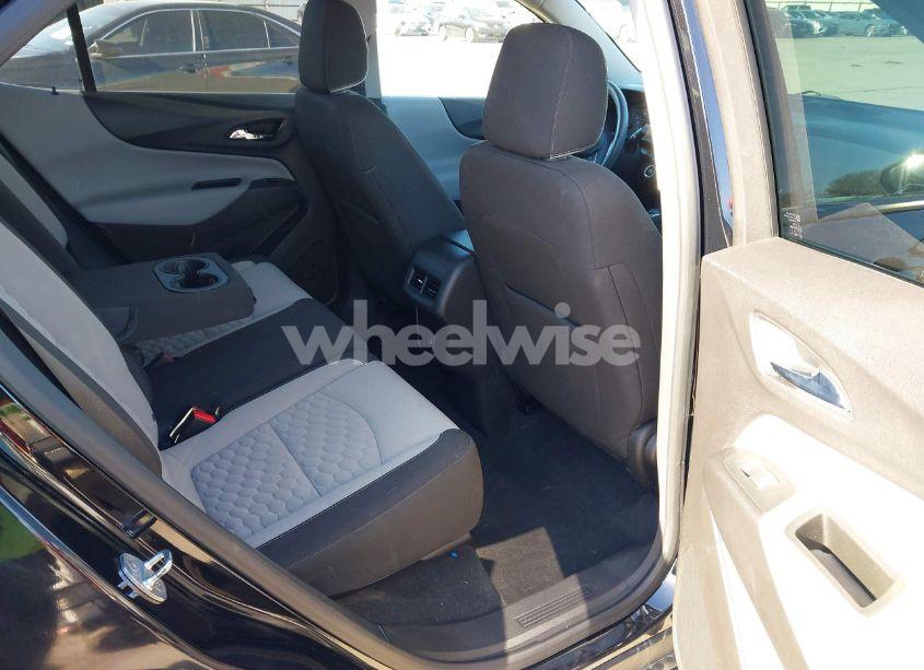 Photo 8 of 2019 Chevrolet Equinox LS (VIN 3GNAXHEV0KL355623)