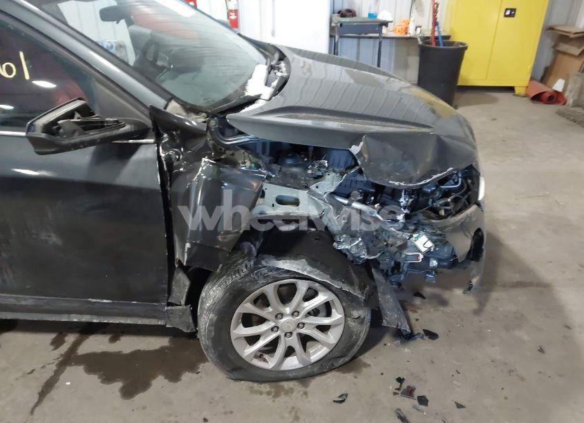 Photo 18 of 2019 Chevrolet Equinox LS (VIN 3GNAXHEV0KS634690)