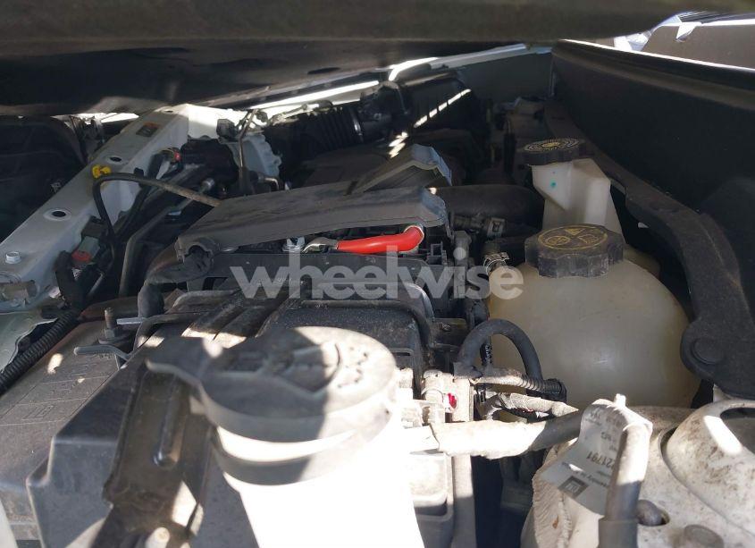Photo 10 of 2020 Chevrolet Equinox FWD LS (VIN 3GNAXHEV0LS564089)