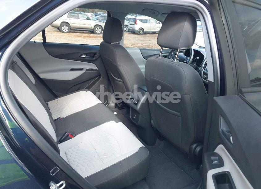 Photo 8 of 2020 Chevrolet Equinox FWD LS (VIN 3GNAXHEV0LS629376)