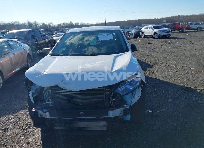 Photo 12 of 2020 Chevrolet Equinox FWD LS (VIN 3GNAXHEV0LS696088)